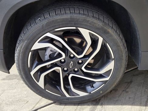 Used 2024 Chevrolet TrailBlazer RS AWD/4WD image 5