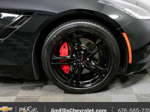 Used 2017 Chevrolet Corvette Stingray Coupe w/ 1LT image 33