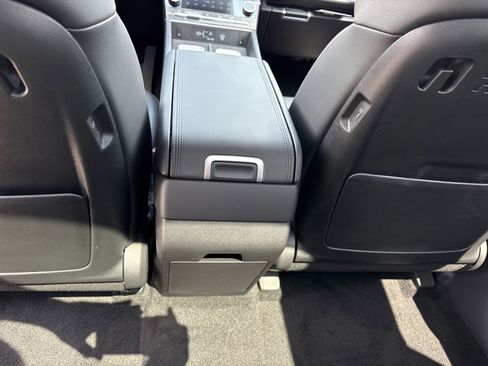 New 2026 Hyundai Santa Fe Limited FWD image 17