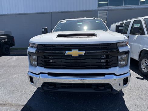 New 2026 Chevrolet Silverado 3500 W/T AWD/4WD image 3