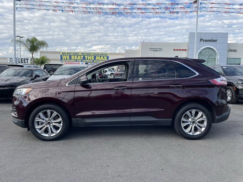 Used 2024 Ford Edge Titanium image 4