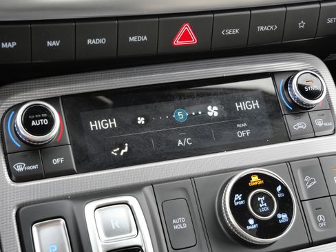 Certified 2024 Hyundai Palisade Calligraphy image 24