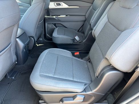 New 2026 Ford Explorer Active image 13