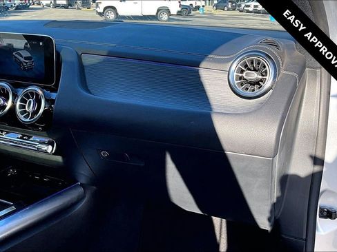 Used 2021 Mercedes-Benz GLA 250 image 25