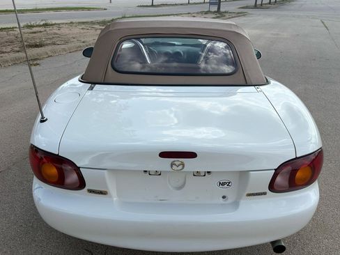 Used 2000 MAZDA MX-5 Miata RWD image 59