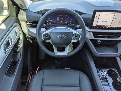 New 2026 Ford Explorer Active w/ Active Comfort Package image 13