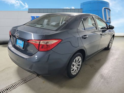 Used 2019 Toyota Corolla LE image 5