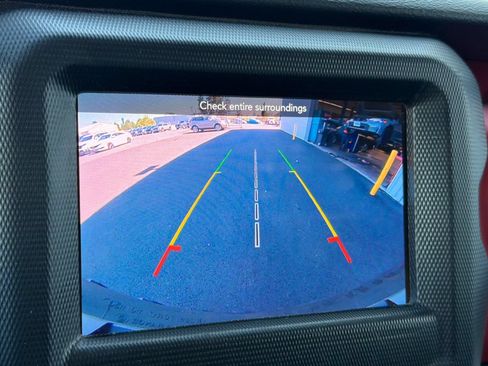 Used 2018 Jeep Wrangler Unlimited Rubicon w/ Safety Group AWD/4WD image 18