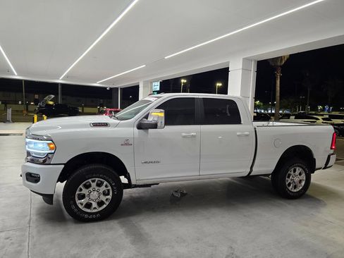 Used 2024 RAM 2500 Laramie w/ Safety Group AWD/4WD image 3