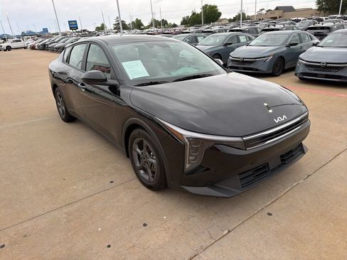 Used 2025 Kia K4 FWD image 7