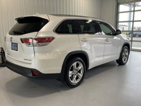 Used 2015 Toyota Highlander Limited AWD/4WD image 3