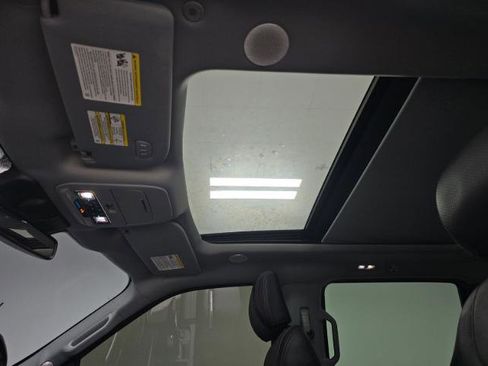 Used 2021 Ford F150 Lariat w/ Equipment Group 502A High image 16