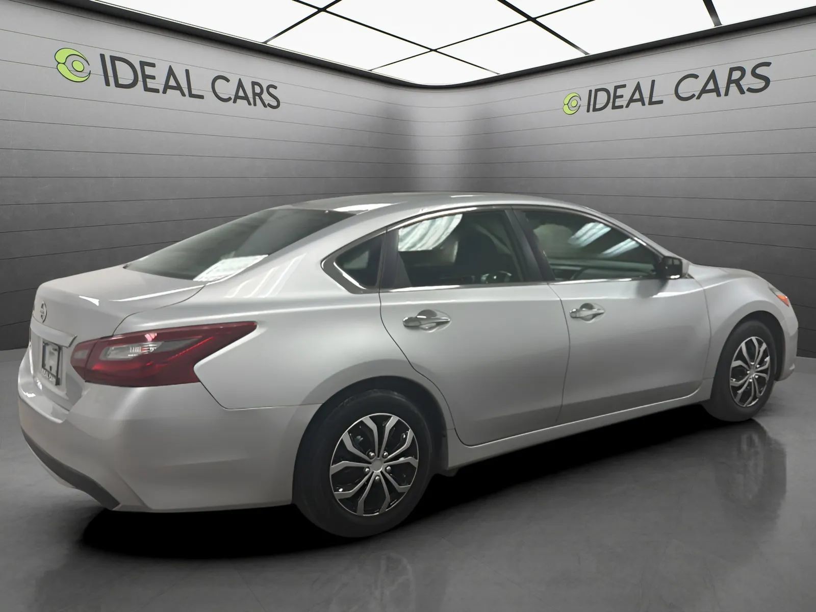 Used 2018 Nissan Altima 2.5 S w/ S Convenience Package FWD image 5