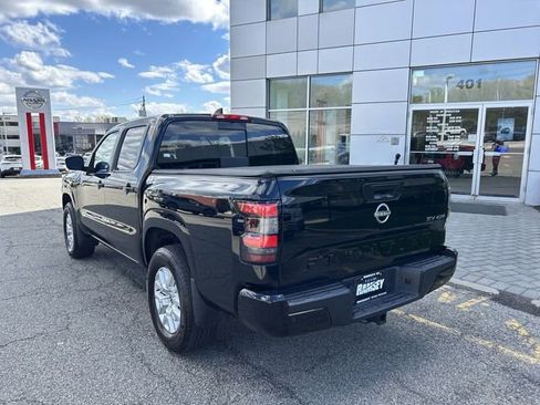 Used 2024 Nissan Frontier SV w/ SV Convenience Package AWD/4WD image 6