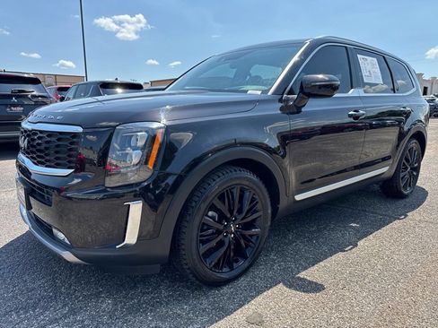 Used 2022 Kia Telluride SX w/ SX Prestige Package AWD/4WD image 3