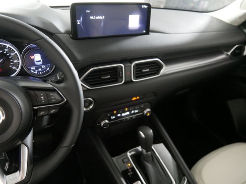 New 2025 MAZDA CX-5 AWD 2.5 S w/ Preferred Package image 5