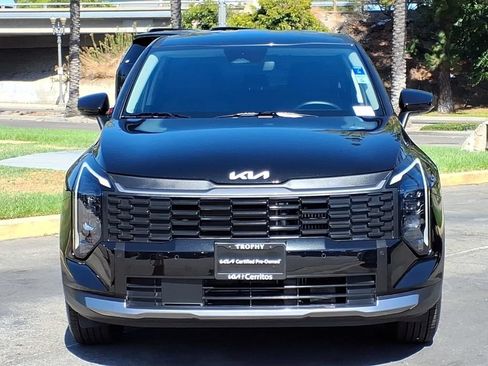 Certified 2026 Kia Sportage LX FWD image 2