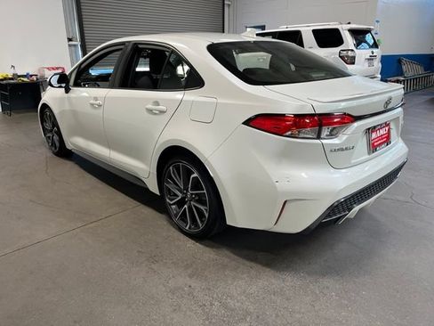 Used 2020 Toyota Corolla SE w/ SE Premium Package FWD image 5