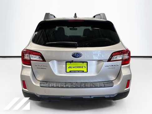 Used 2017 Subaru Outback 2.5i Limited AWD/4WD image 6