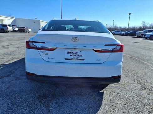 Used 2025 Toyota Camry LE image 25