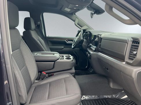 Used 2023 Chevrolet Silverado 1500 LT AWD/4WD image 19