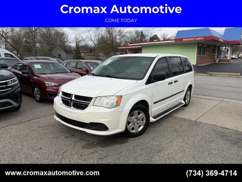 Used 2013 Dodge Grand Caravan American Value Package FWD image 1