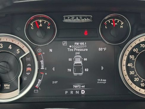 Used 2017 RAM 2500 Laramie w/ Convenience Group AWD/4WD image 17