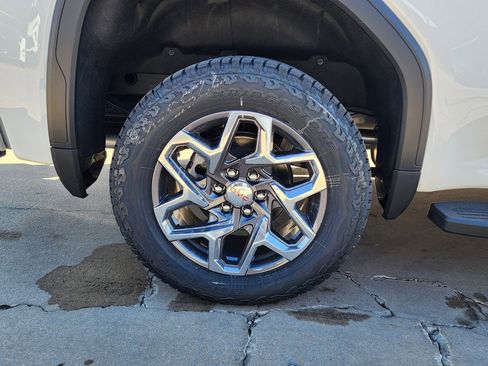 New 2026 GMC Sierra 1500 SLT w/ SLT Premium Plus Package image 51