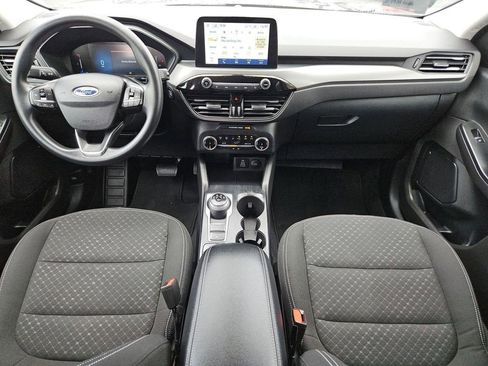 Used 2025 Ford Escape Active AWD/4WD image 19