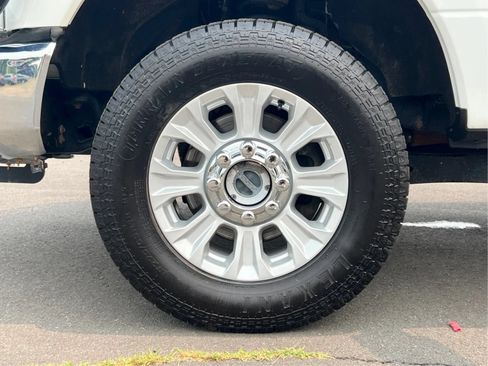 Used 2022 Ford F250 XL w/ STX Appearance Package AWD/4WD image 29