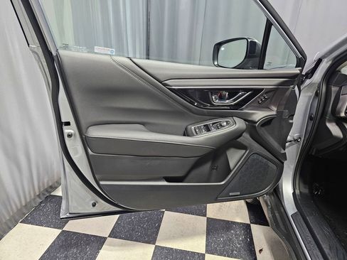 New 2025 Subaru Outback Touring XT w/ Popular Package #2 AWD/4WD image 8
