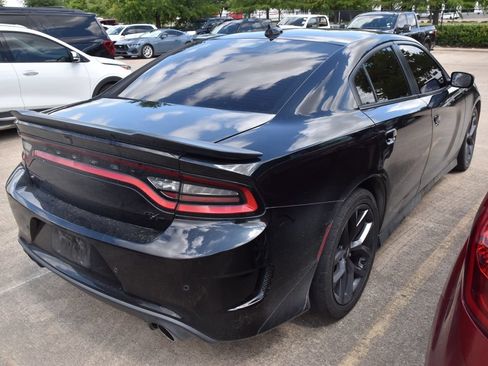 Used 2021 Dodge Charger R/T w/ Blacktop Package RWD image 6
