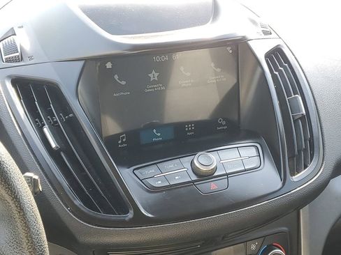 Used 2019 Ford Escape SE image 18