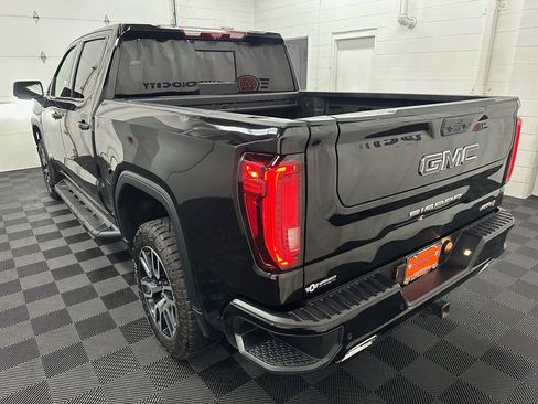 Used 2025 GMC Sierra 1500 AT4 w/ AT4 Premium Package AWD/4WD image 7