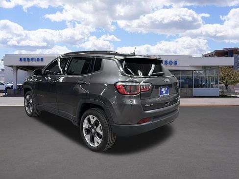 Used 2019 Jeep Compass Limited AWD/4WD image 5