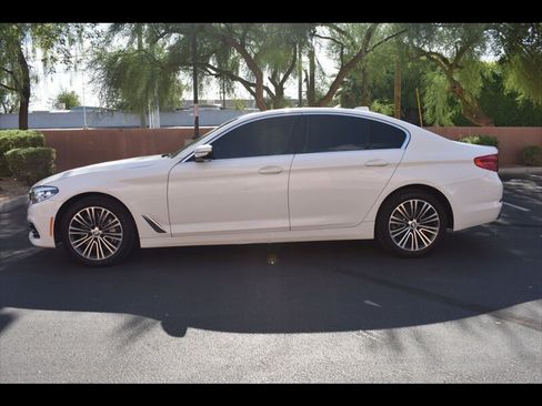 Used 2019 BMW 540i w/ Convenience Package RWD image 4