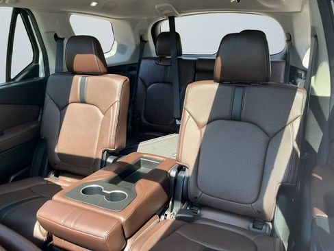 Used 2023 Honda Pilot Elite image 14