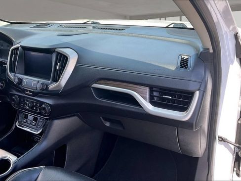 Used 2020 GMC Terrain Denali w/ Denali Premium Package FWD image 24