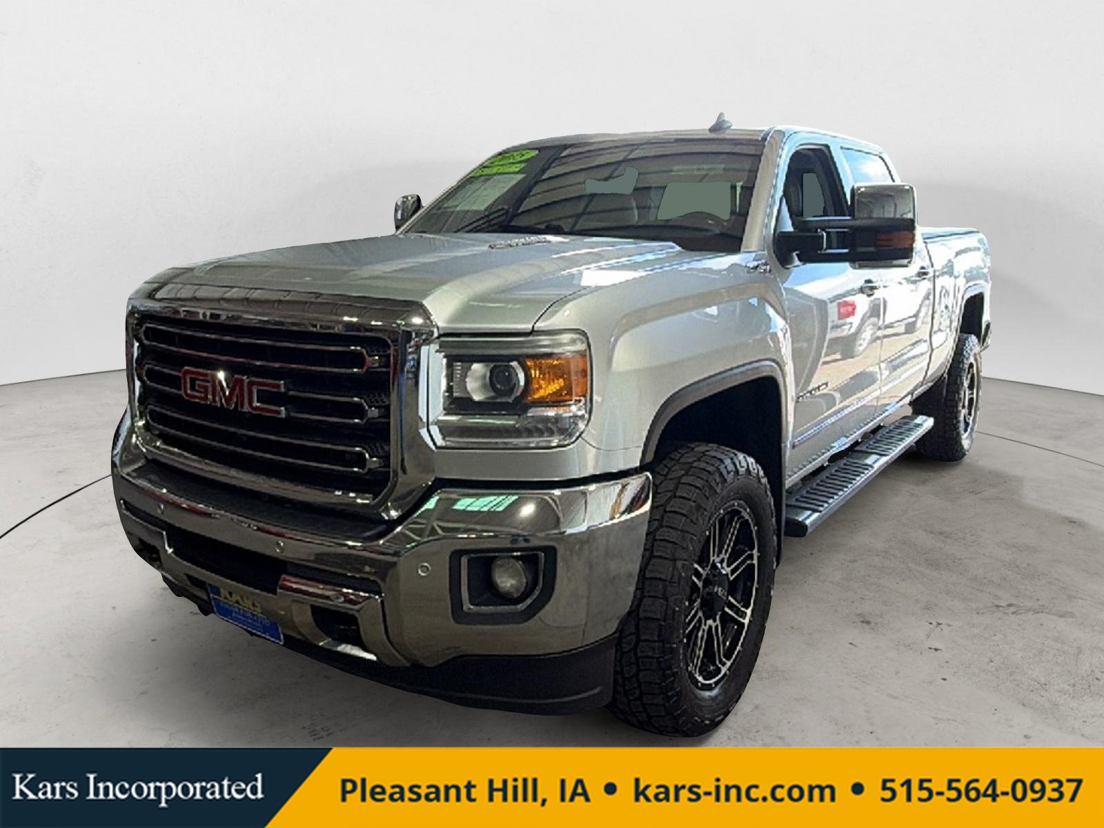 Used 2015 GMC Sierra 2500 SLT w/ Duramax Plus Package AWD/4WD image 1