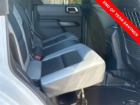 Certified 2024 Ford Bronco Black Diamond image 15