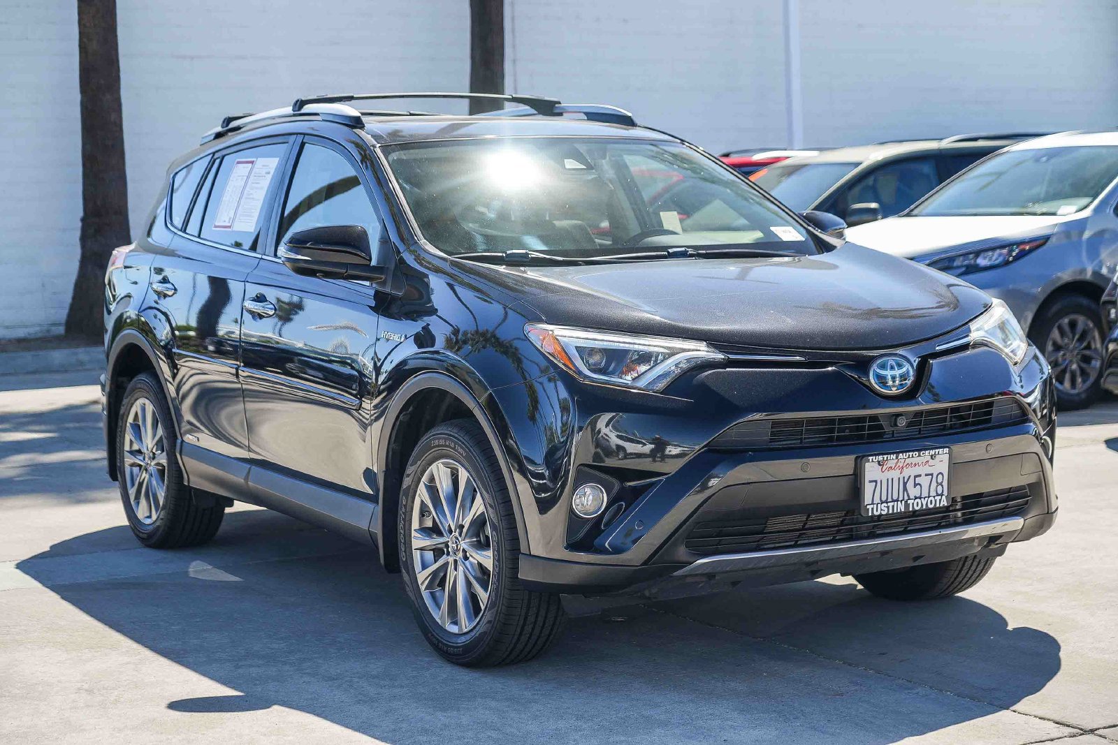 Certified 2016 Toyota RAV4 Limited w/ Advanced Technology Package AWD/4WD image 5
