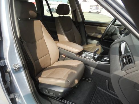 Used 2011 BMW X3 xDrive28i AWD/4WD image 38
