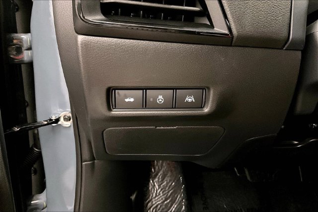 New 2027 Nissan Sentra SR w/ SR Premium Package FWD image 31