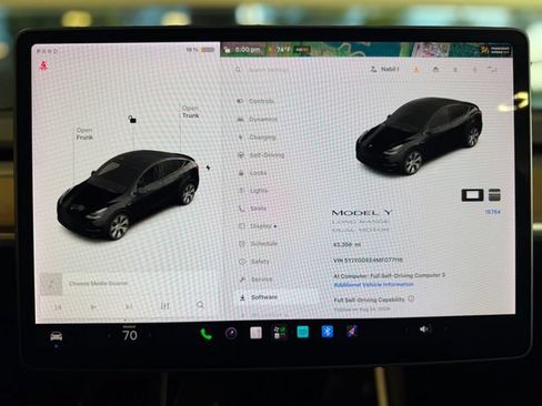 Used 2021 Tesla Model Y Long Range AWD/4WD image 32