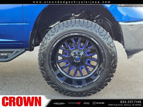 Used 2019 RAM 1500 Classic SLT image 9