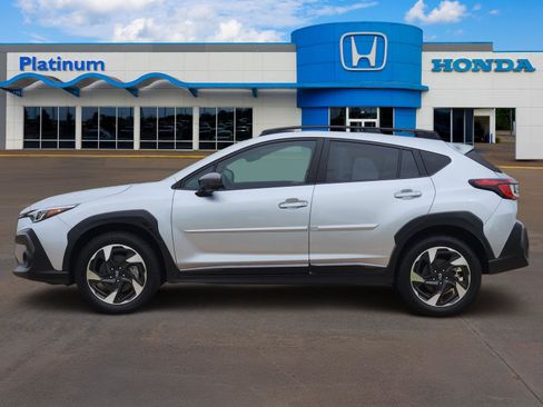 Used 2024 Subaru Crosstrek 2.5i Limited AWD/4WD image 3