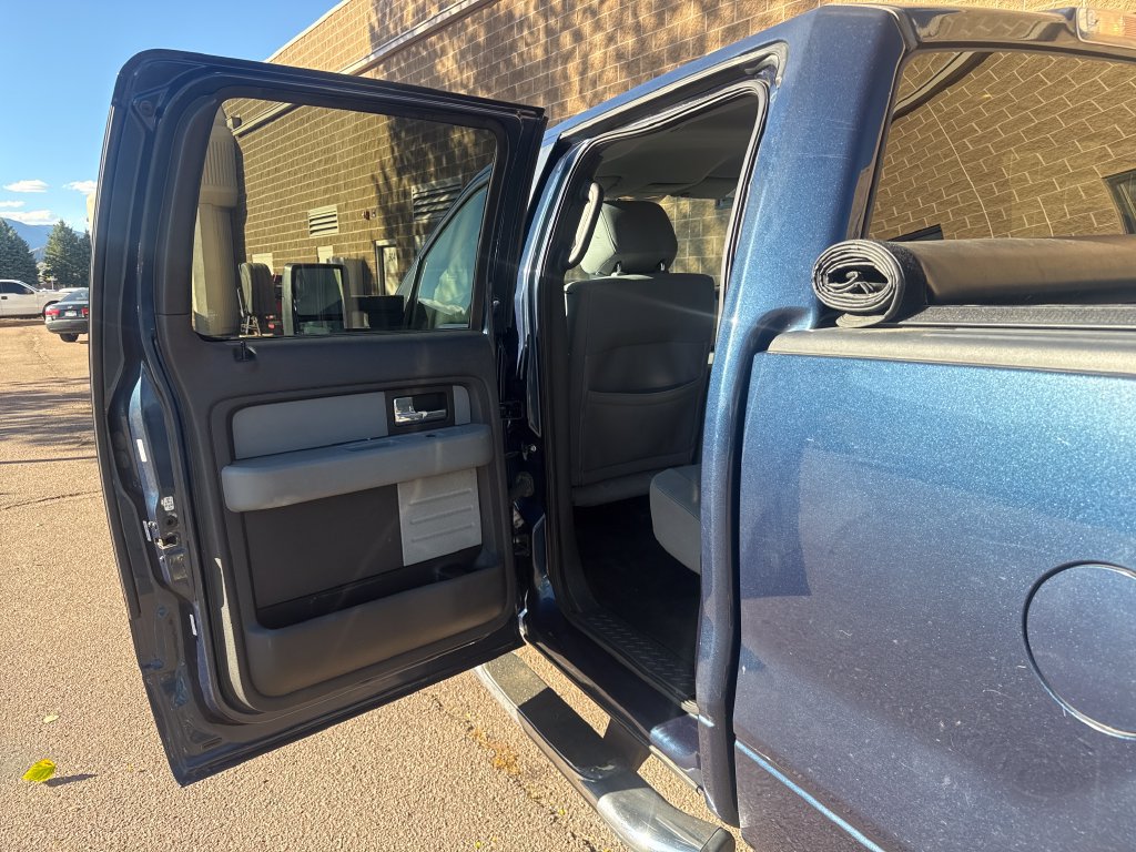 Used 2013 Ford F150 XLT w/ XLT Chrome Pkg AWD/4WD image 16