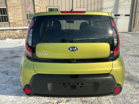 Used 2016 Kia Soul w/ Convenience Package image 4