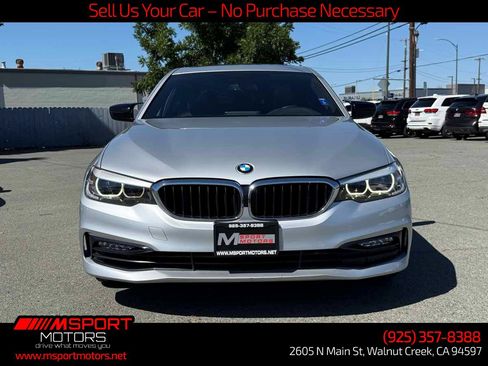 Used 2017 BMW 530i RWD image 2