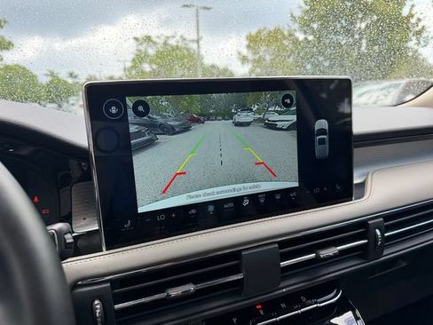 Used 2025 Lincoln Corsair FWD image 24